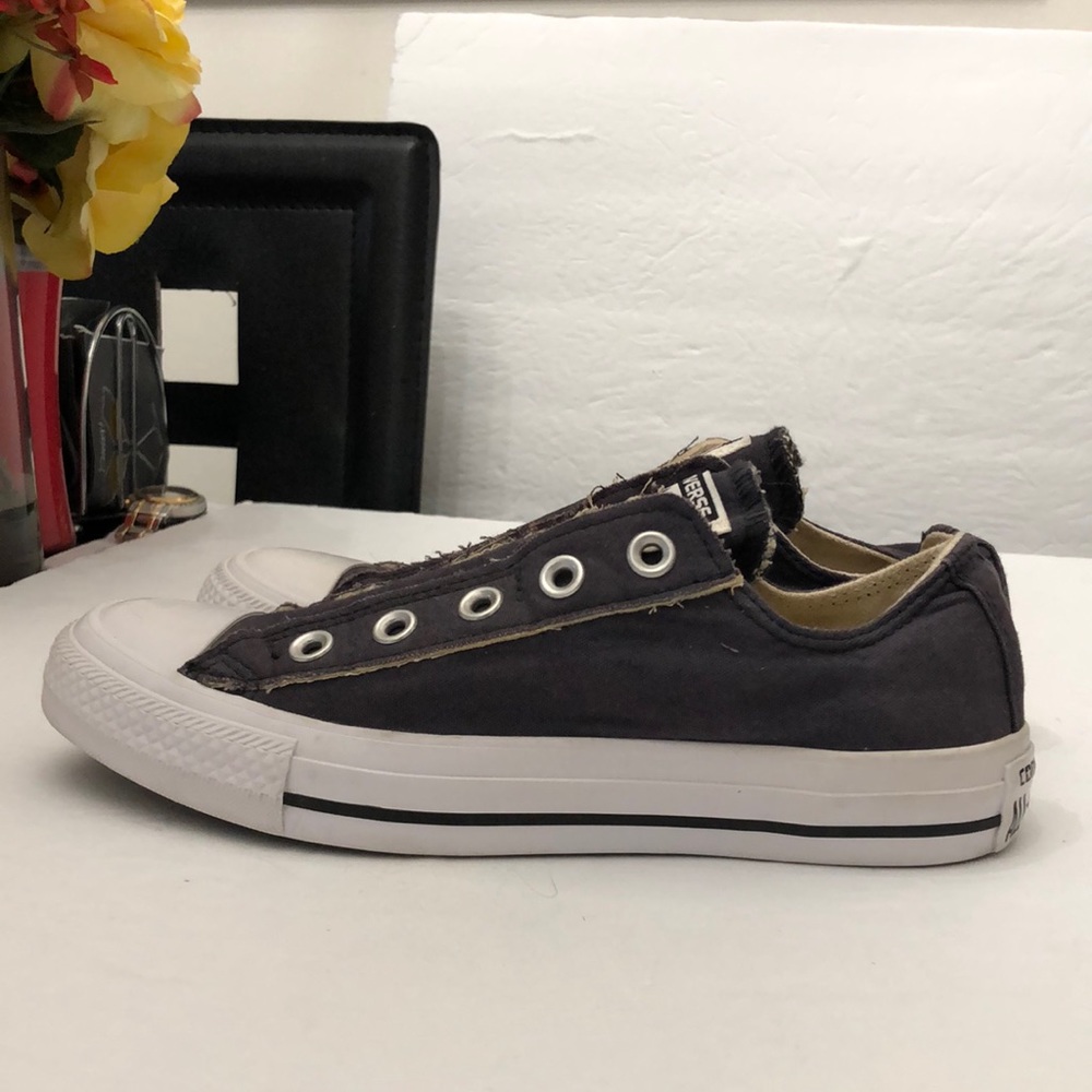 CONVERSE ALL STAR SNEAKERS WOMENS SIZE 6